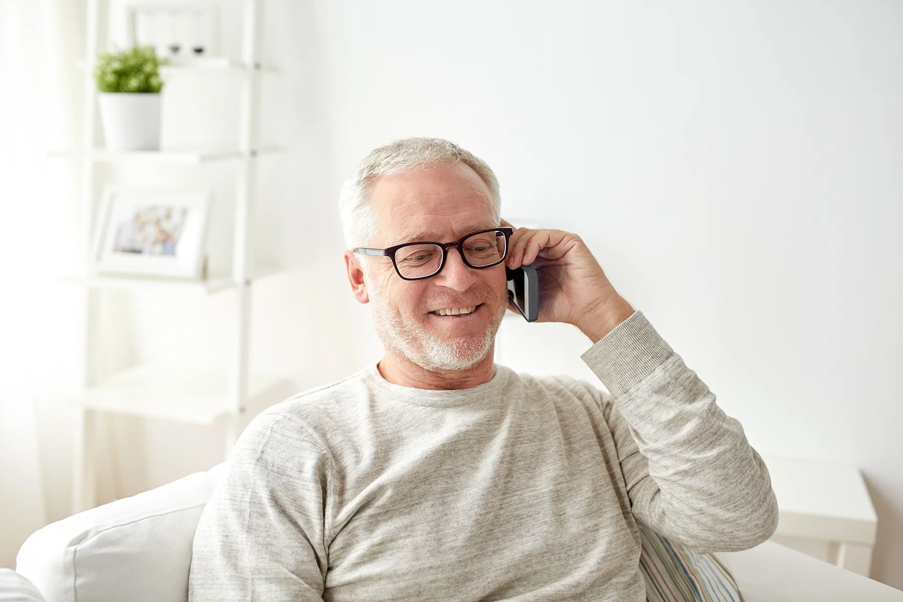 Mann am Telefon